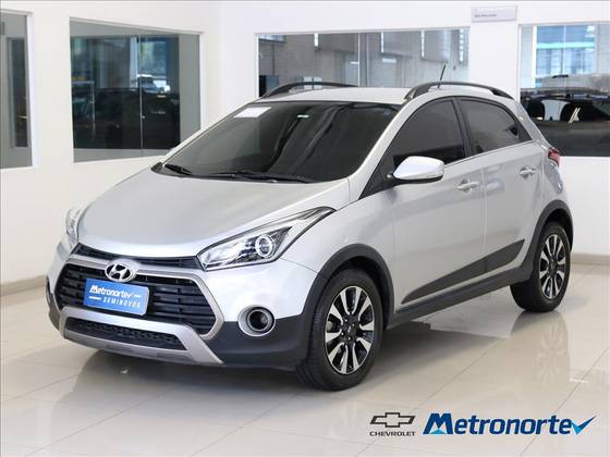 HYUNDAI HB20X 1.6 16V PREMIUM FLEX 4P AUTOMÁTICO